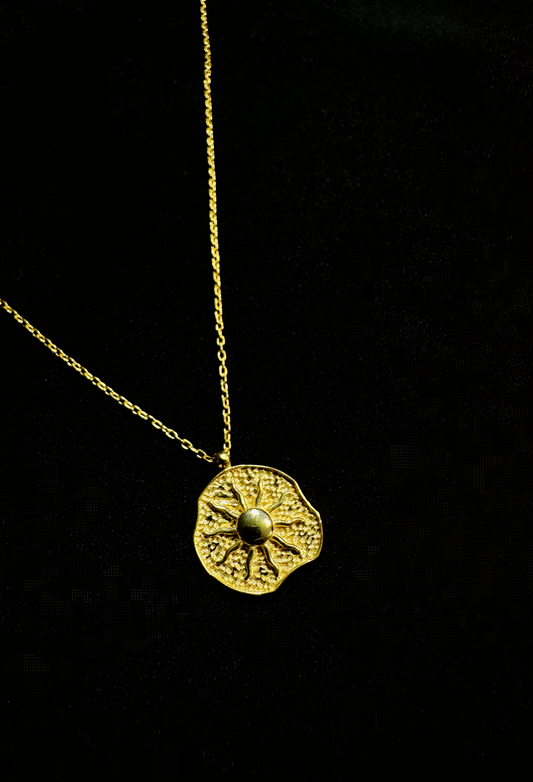 925 Ayar Gümüş Güneş Kolye