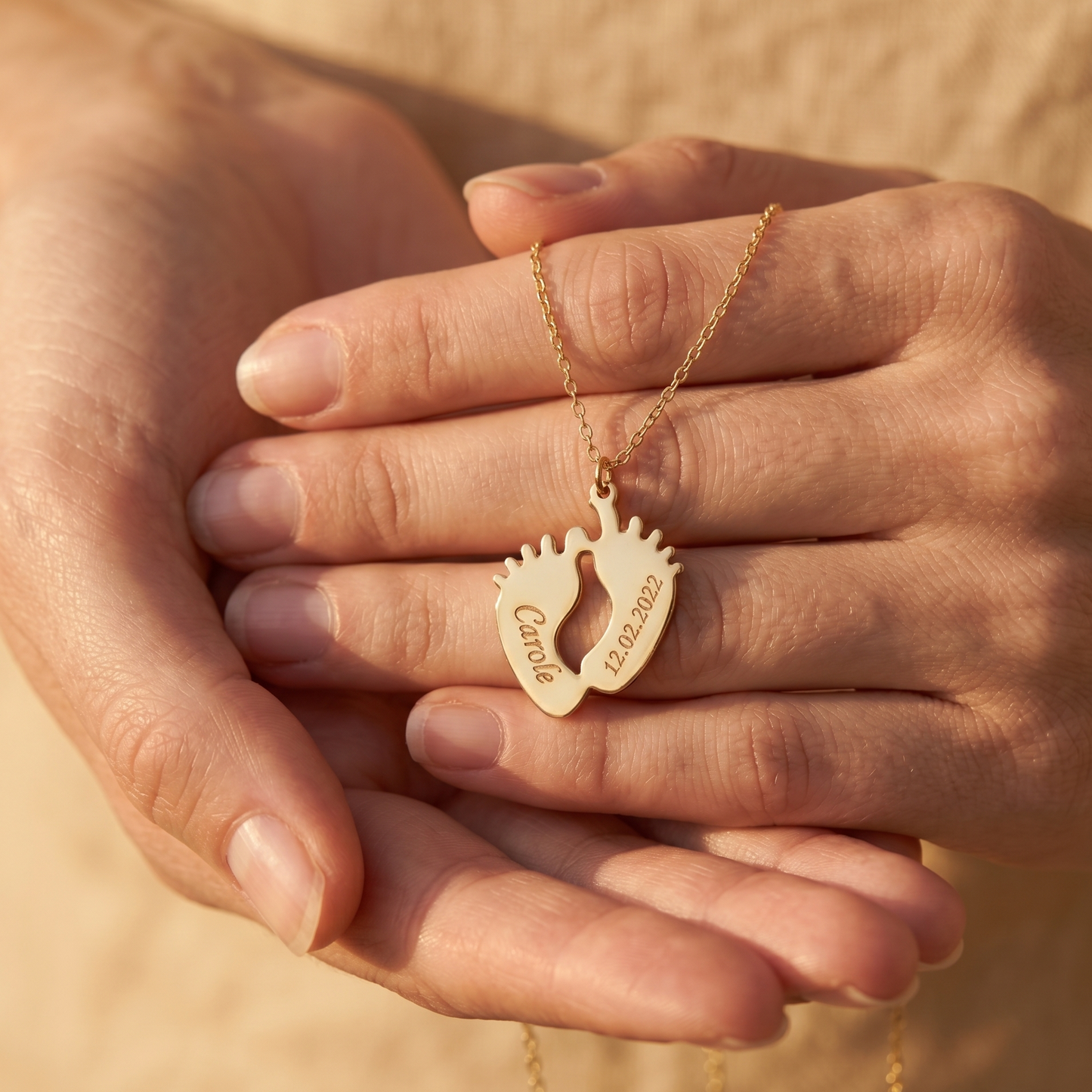 Yeni Anne Hediyesi Özel Tasarım Bebek Ayak İzi Kolyesi